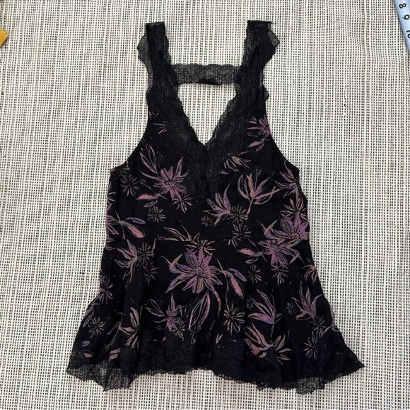 Free People Saturn Cutout Tunic Tank Top - Picture 3 of 7